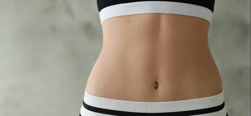 Épilation laser femme ventre et ligne abdominale à Marseille 13004 pour réduire les poils et améliorer l’aspect de la peau