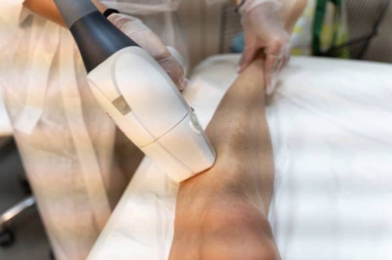 Épilation laser homme jambes complètes à Marseille 13005 Baille pour réduire durablement la pilosité et améliorer le confort